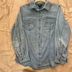 Denim button up shirt. NY Jeans New York &Company 100% cotton.